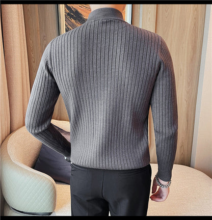 Knitted sweater with a collar